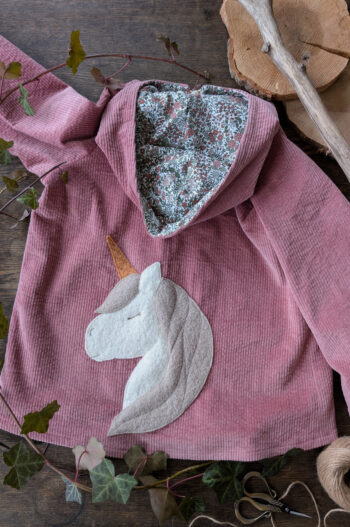 Breitcordjacke Einhorn