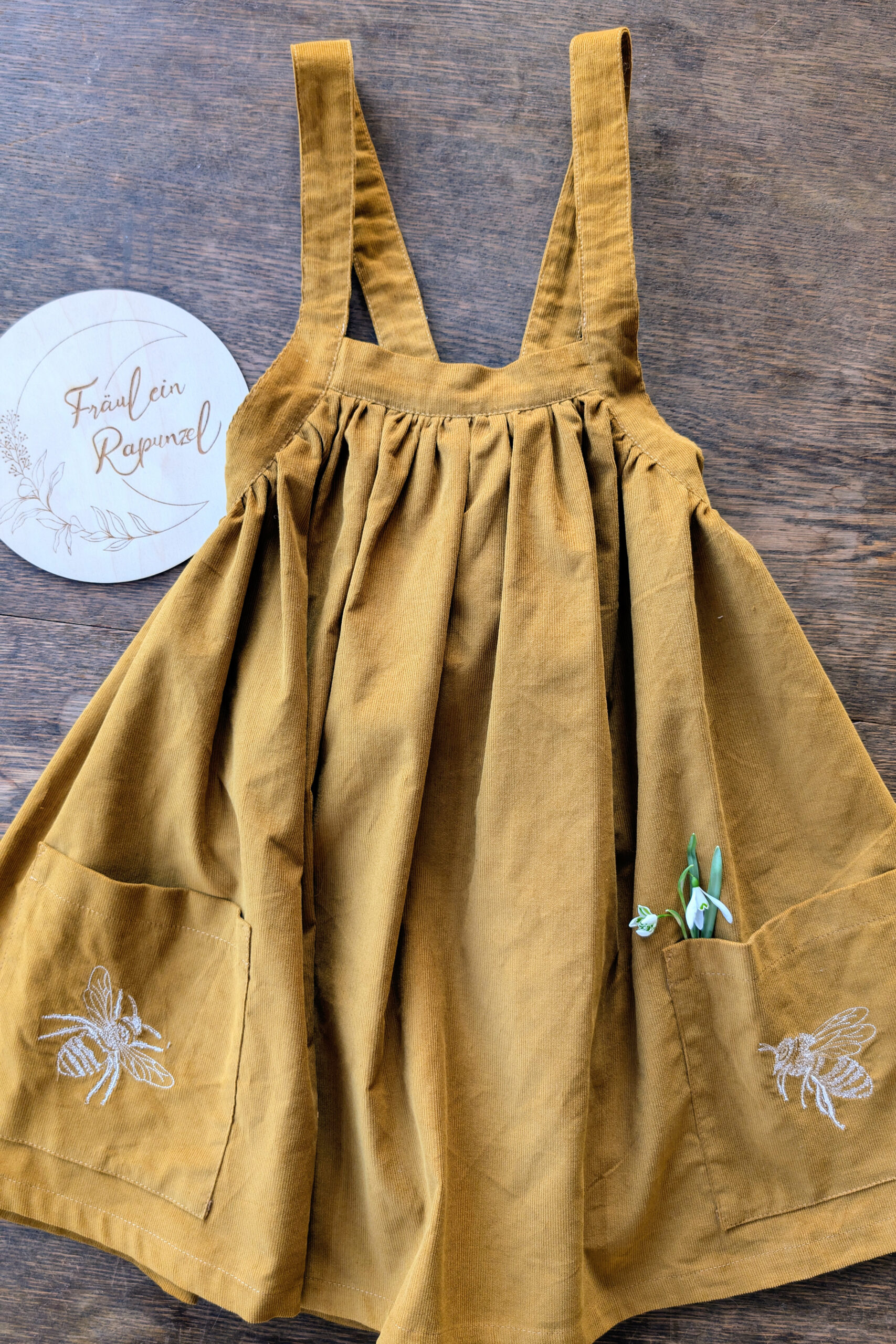 Trägerrock Feincord – Bild 2